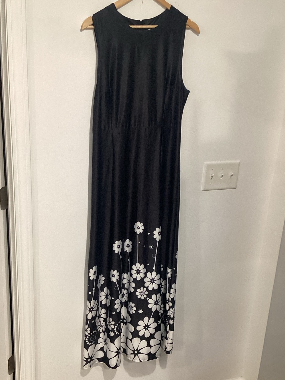 Black Floral Maxi Skirt - Sleek A-Line Women's Skirt